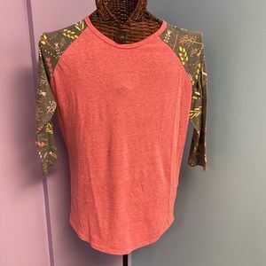 Lularoe Randy Baseball 3/4 Sleeve Shirt Top Coral with Floral Sleeves 🌺